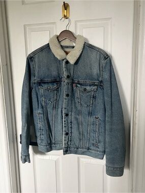 Levi's Women’s Original Sherpa Trucker Jacket - Size Small